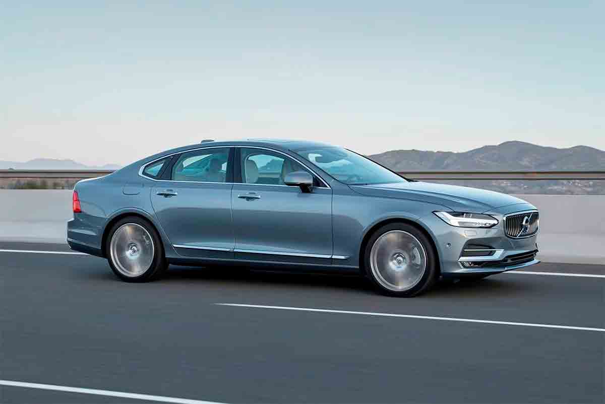 Volvo S90 T6. Foto: Divulgação 