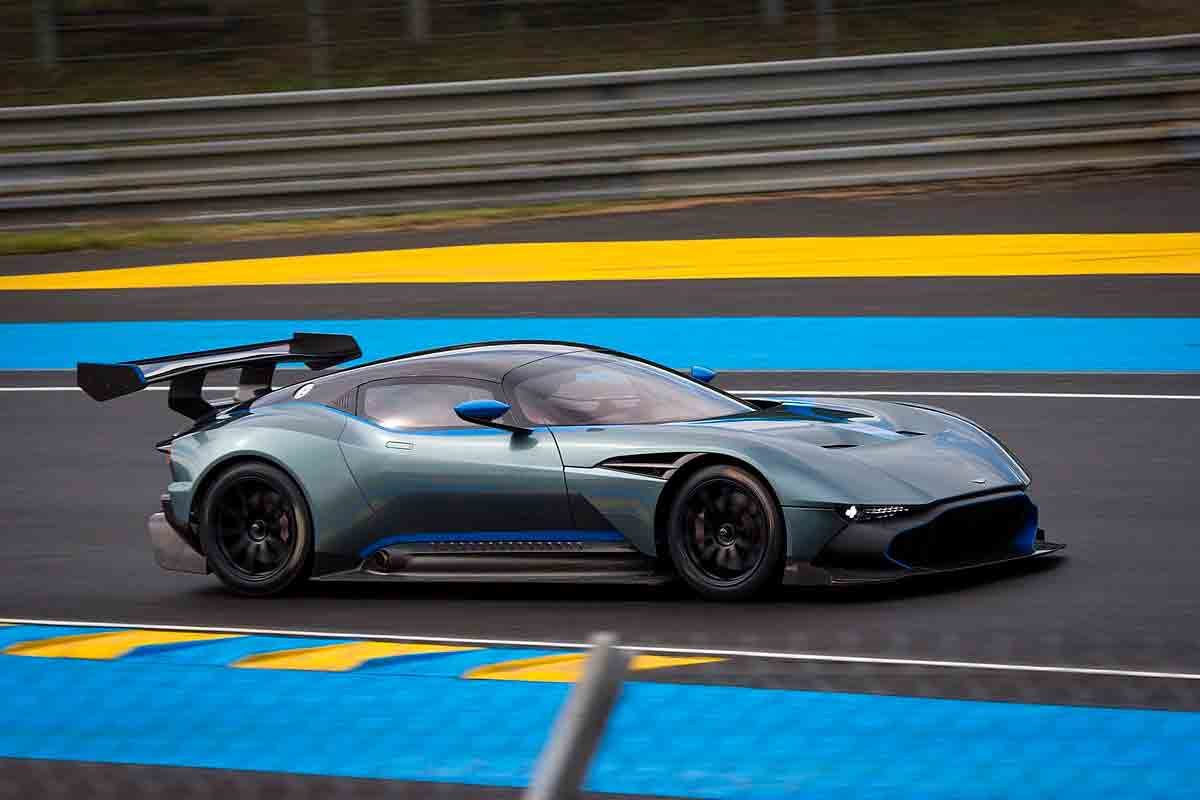 Aston Martin Vulcan