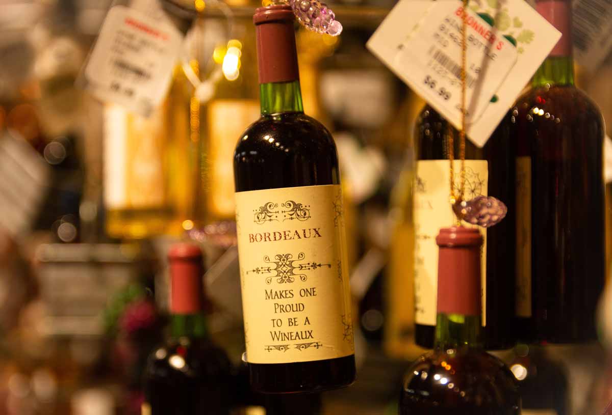 Sai riconoscere un vino costoso? La ricerca mostra quali indicatori ci ingannano sull'etichetta