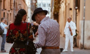 Itália redefine os códigos de vestimenta: Novas regras de roupas a seguir