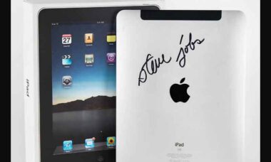 iPad autografado por Steve Jobs