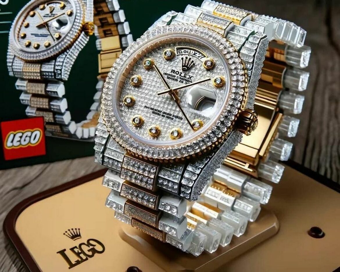 Lego sestavy s hodinkami Rolex a Audemars Piguet