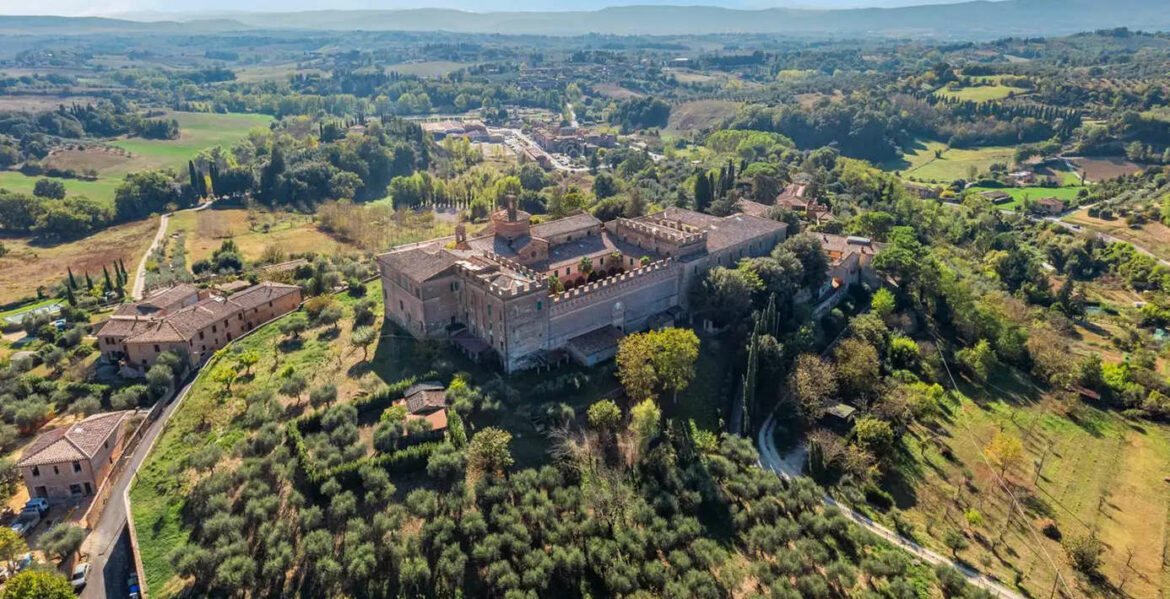 Eldre kloster i Toscana til salgs for 10 millioner dollar