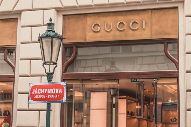 Cintura di diamanti della Gucci è la cintura più costosa al mondo