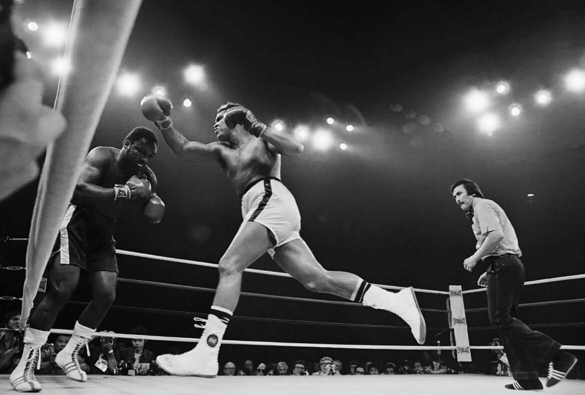 Pantaloni da boxe di Muhammad Ali possono raggiungere i 30 milioni di R$ all'asta