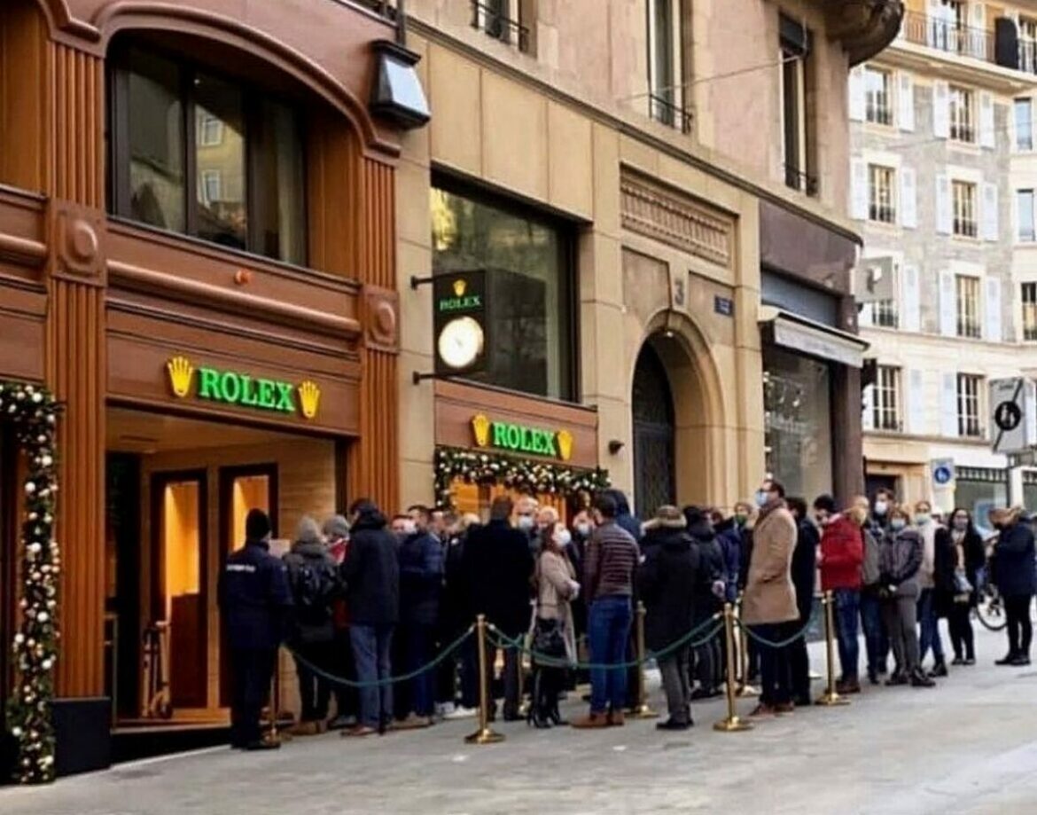 Rolex stabilisce un nuovo record vendendo 50 milioni di euro