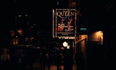 Sony Music adquire catálogo do Queen por impressionantes R$ 6,46 bilhões