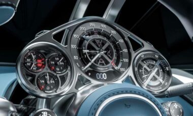 O painel analógico do Bugatti Tourbillon de R$ 22,5 milhões; veja detalhes