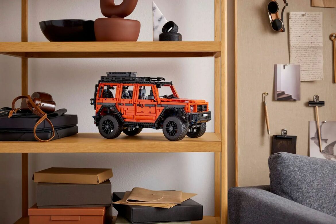 Lego con 2.891 pezzi per celebrare il 45° anniversario del Mercedes-Benz G-Wagen