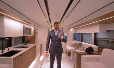 YouTuber faz tour em motorhome mais caro do mundo avaliado em R$ 14 milhões