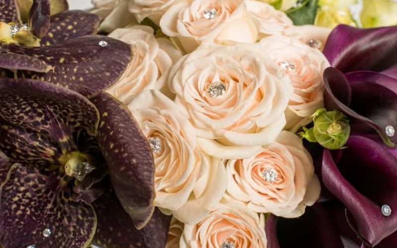 Bouquet di Lusso: fiori e diamanti valutati 1 milione di dollari