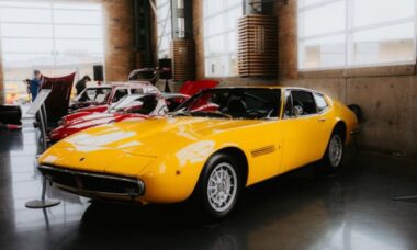Sou especialista em carros: 9 carros de luxo que não valem o dinheiro