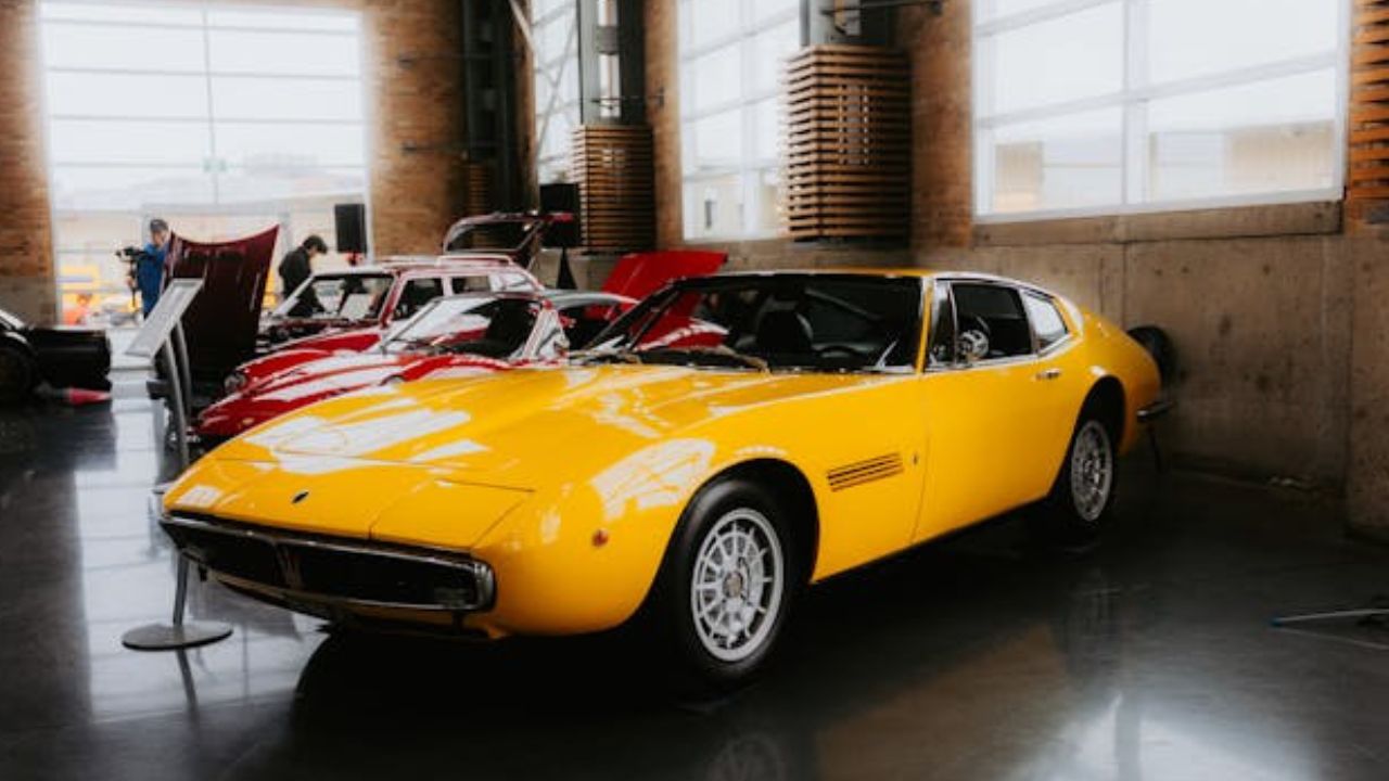 Sou especialista em carros: 9 carros de luxo que não valem o dinheiro