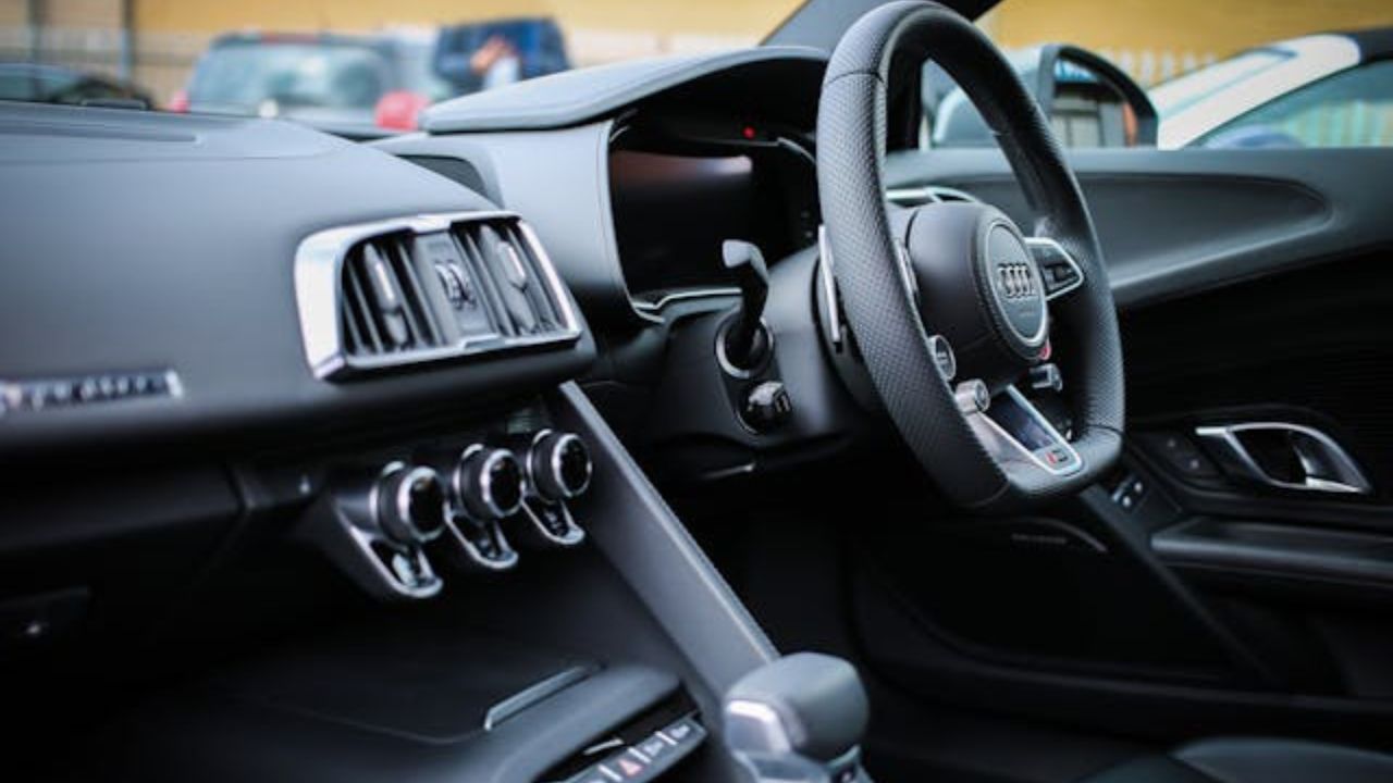 4 marcas de coches de lujo que la clase media ya no puede comprar