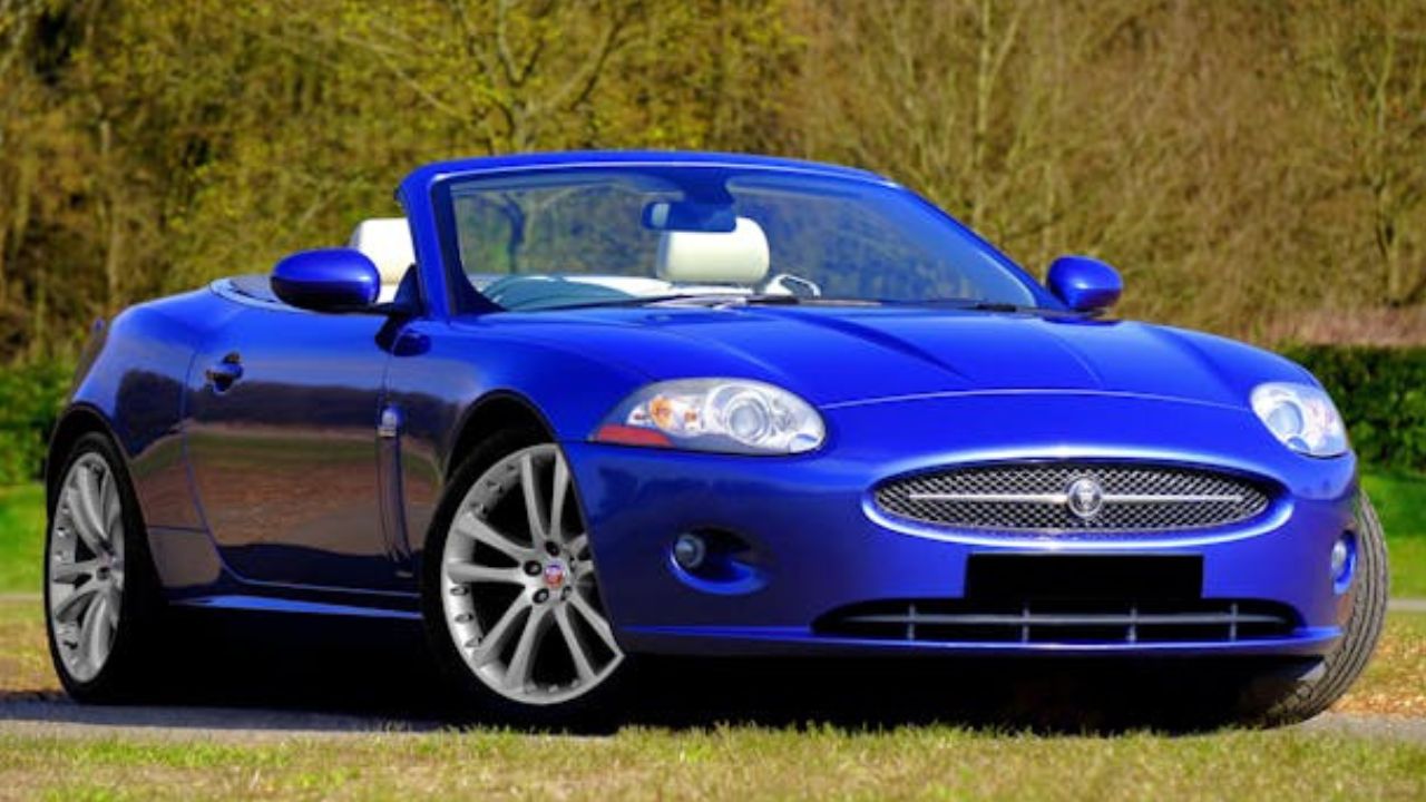 O carro de luxo usado que faz você parecer milionário gastando pouco