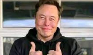 Elon Musk pode se tornar o 1º trilionário graças à Tesla; descubra por quê