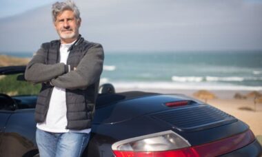 4 carros de luxo que você deve evitar na aposentadoria