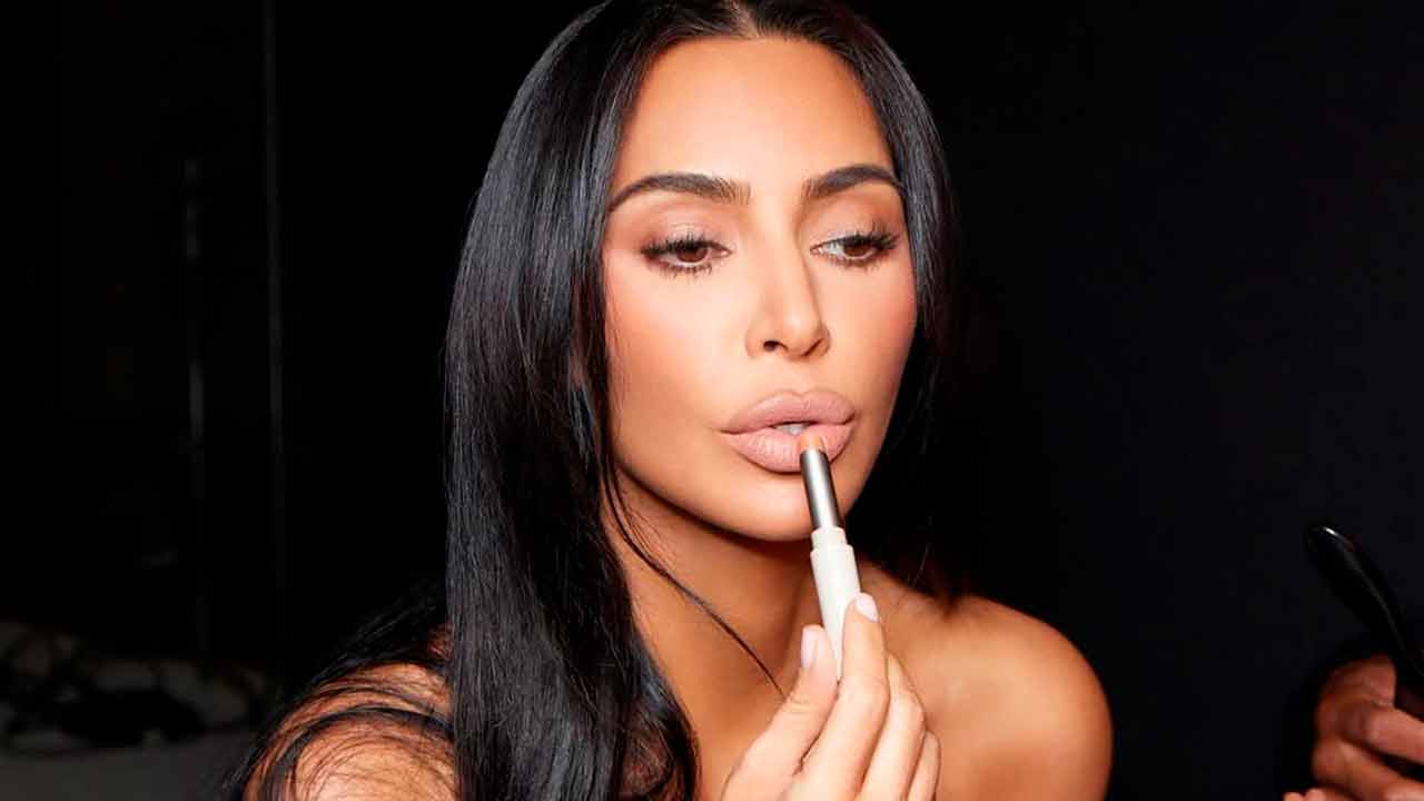 Kim Kardashian admite gastar US$ 1 milhão por ano em cabelo e maquiagem. Reprodução/Instagram