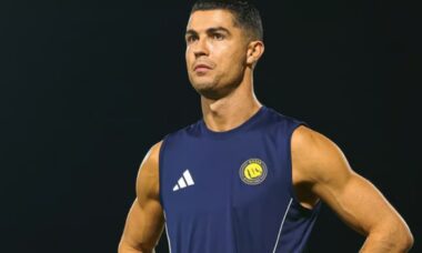 Cristiano Ronaldo, aos 40 anos, reescreve o manual da riqueza no futebol e se torna o primeiro bilionário do esporte