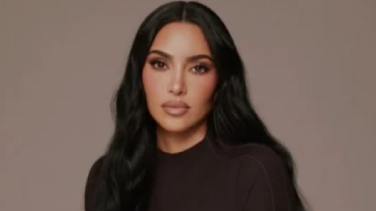 Kim Kardashian gasta US$ 170 mil em fim de semana ultraprivado no Reino UnidoKim Kardashian gasta US$ 170 mil em fim de semana ultraprivado no Reino Unido