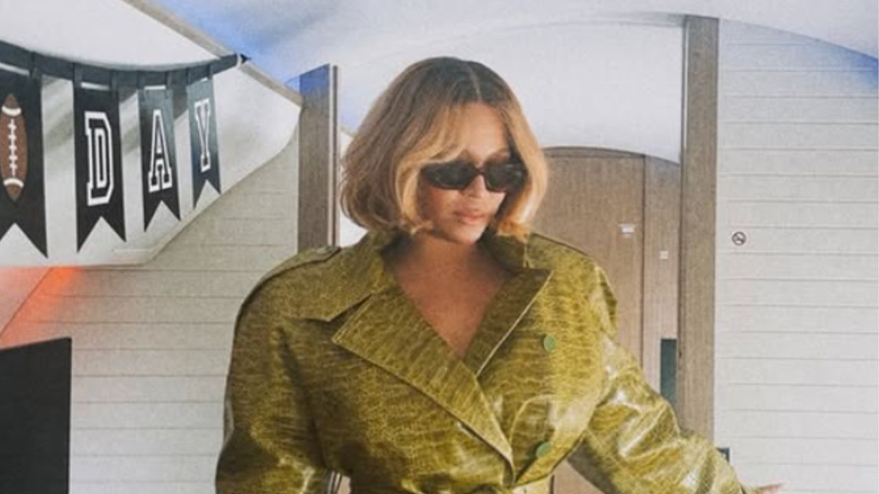 Beyoncé acerta no estilo: look ombro a ombro com o verde que é a tendência de cor de 2026