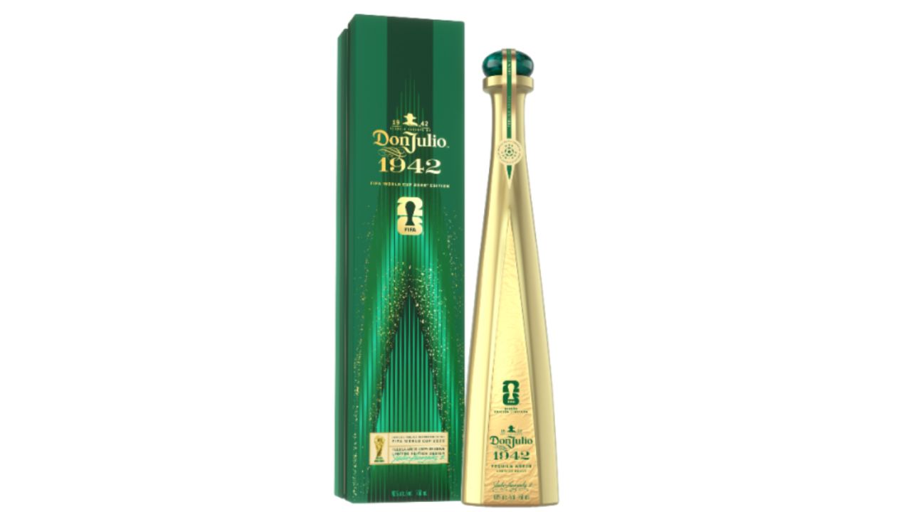 Uma tequila de US$ 225 inspirada no troféu da Copa do Mundo está chamando atenção no mundo do luxo