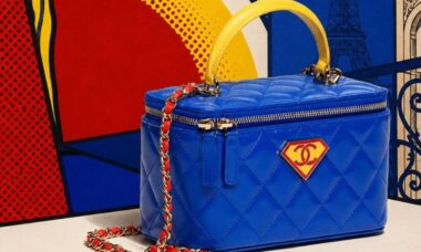 Chanel surpreende mercado de luxo com bolsa inspirada no Superman e divide opiniões nas redes