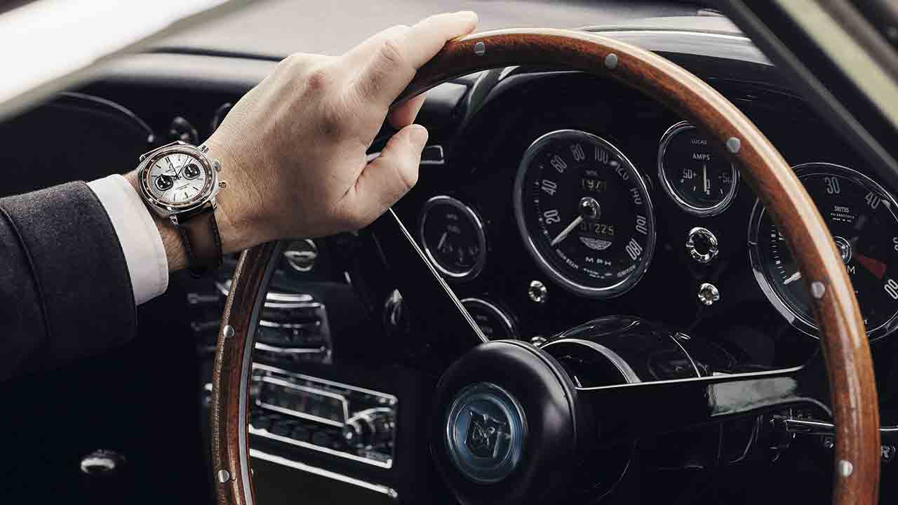 Top Time B01 Chronograph 41 Tribute to Aston Martin DB5. Photo : Aston Martin