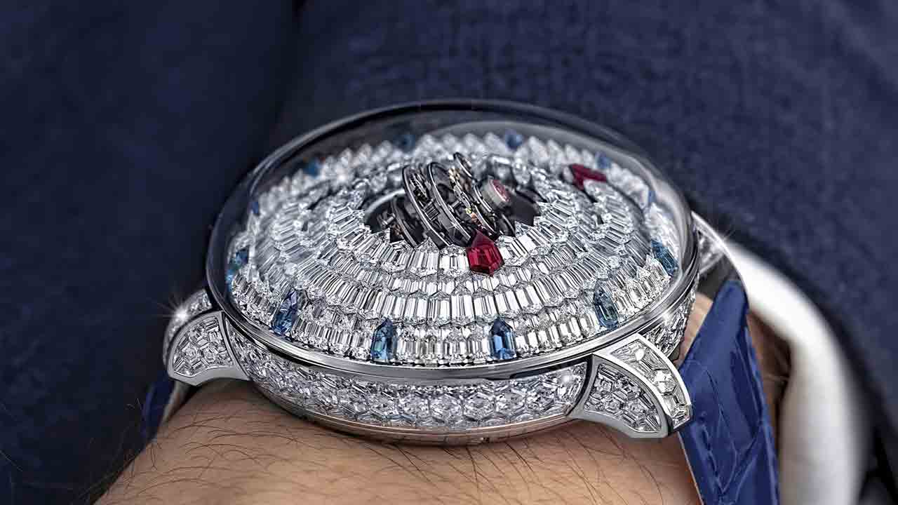 Mystery Triple Axis Flying Tourbillon. Photo : Jacob & Co