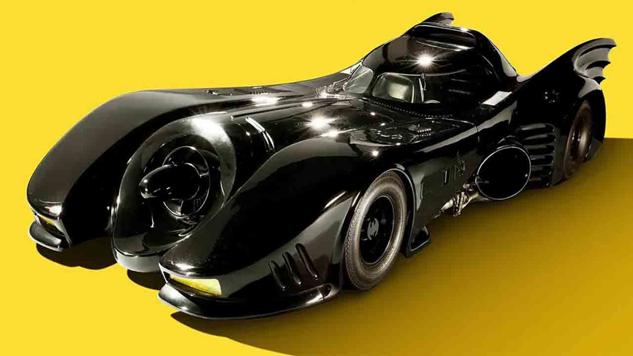 Batmobilen fra «Batman Returns». Foto: Julien's Auctions
