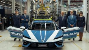 Itália ganha Lamborghini de 920 cv como viatura — mas ela não vai perseguir criminosos