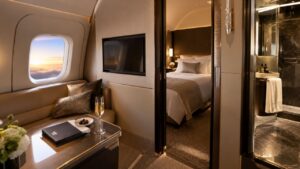 O que existe na primeira classe mais luxuosa do mundo — e quanto custa viajar nela